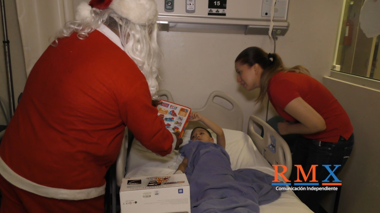 SANTA CLAUS VISITA HOSPITALES DE REYNOSA.