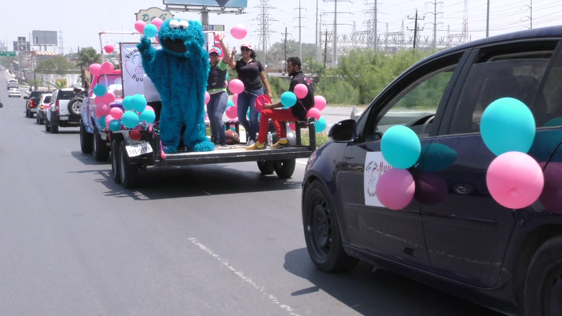 GRUPO DE ASOCIACIONES FORMAN CARAVANA DEL DÍA DEL NIÑO, LLEVANDO ALEGRÍA A ZONAS DE ESCASOS RECURSOS.