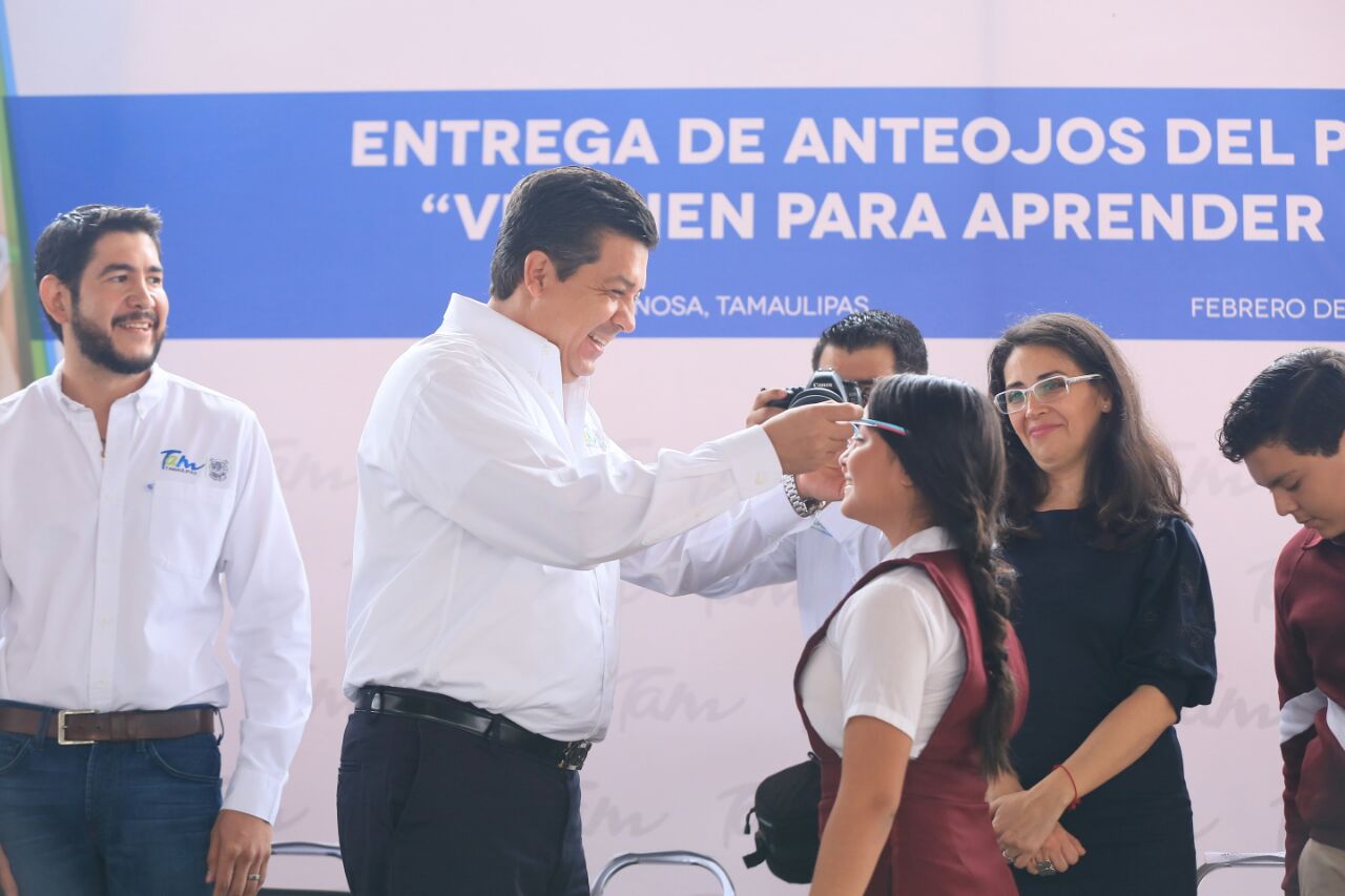 Entrega Gobernador apoyos en beneficio de miles de reynosenses