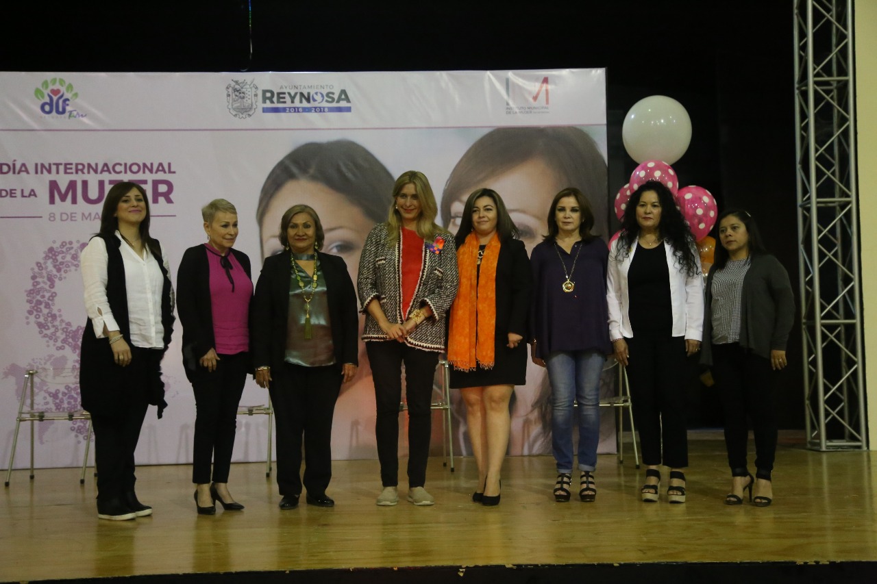 Celebra municipio logros de las mujeres.