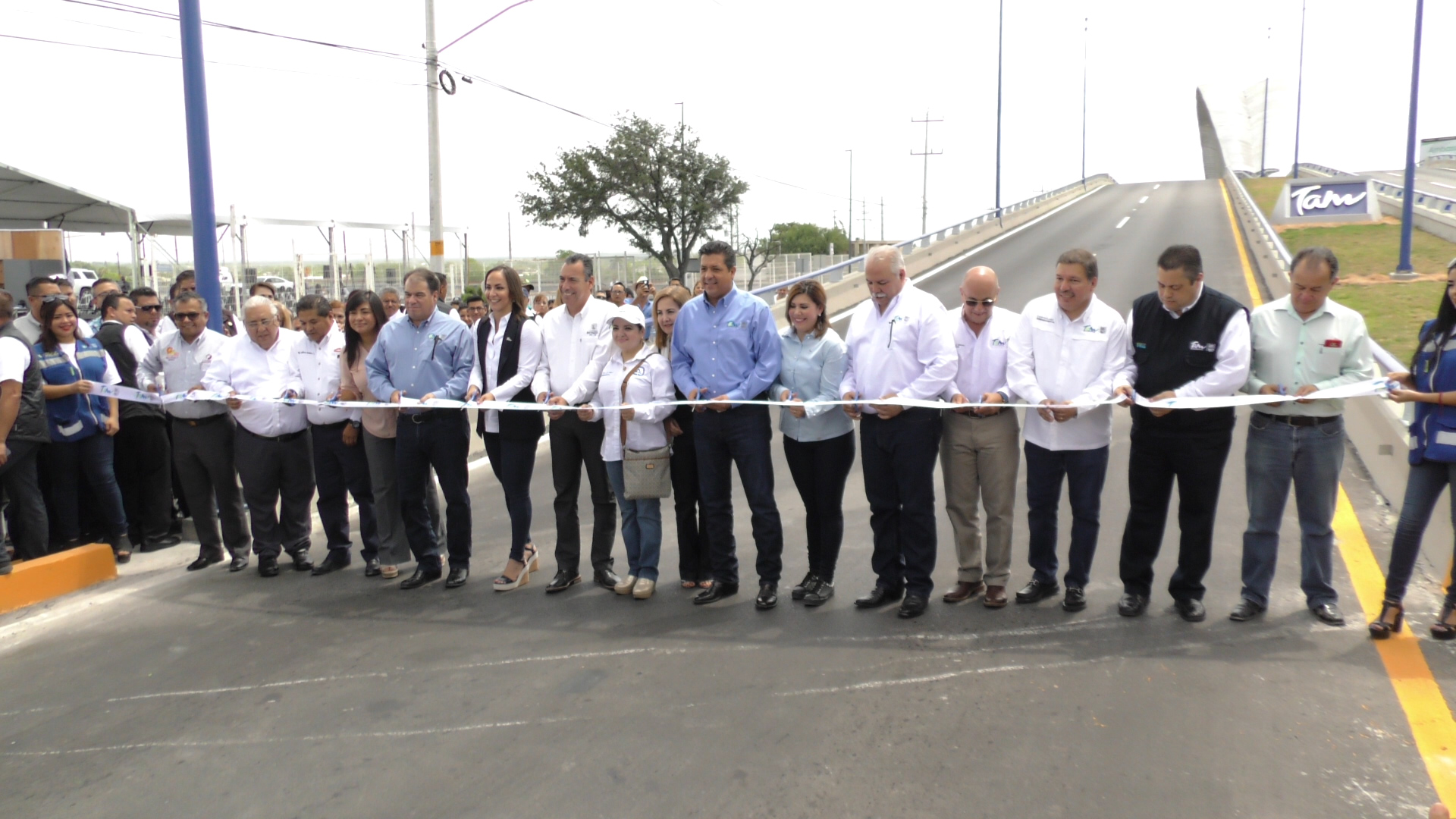 Inauguración distribuidor vial, Blvd. M. Hidalgo con Blvd. Mil Cumbres en Reynosa Tamaulipas.