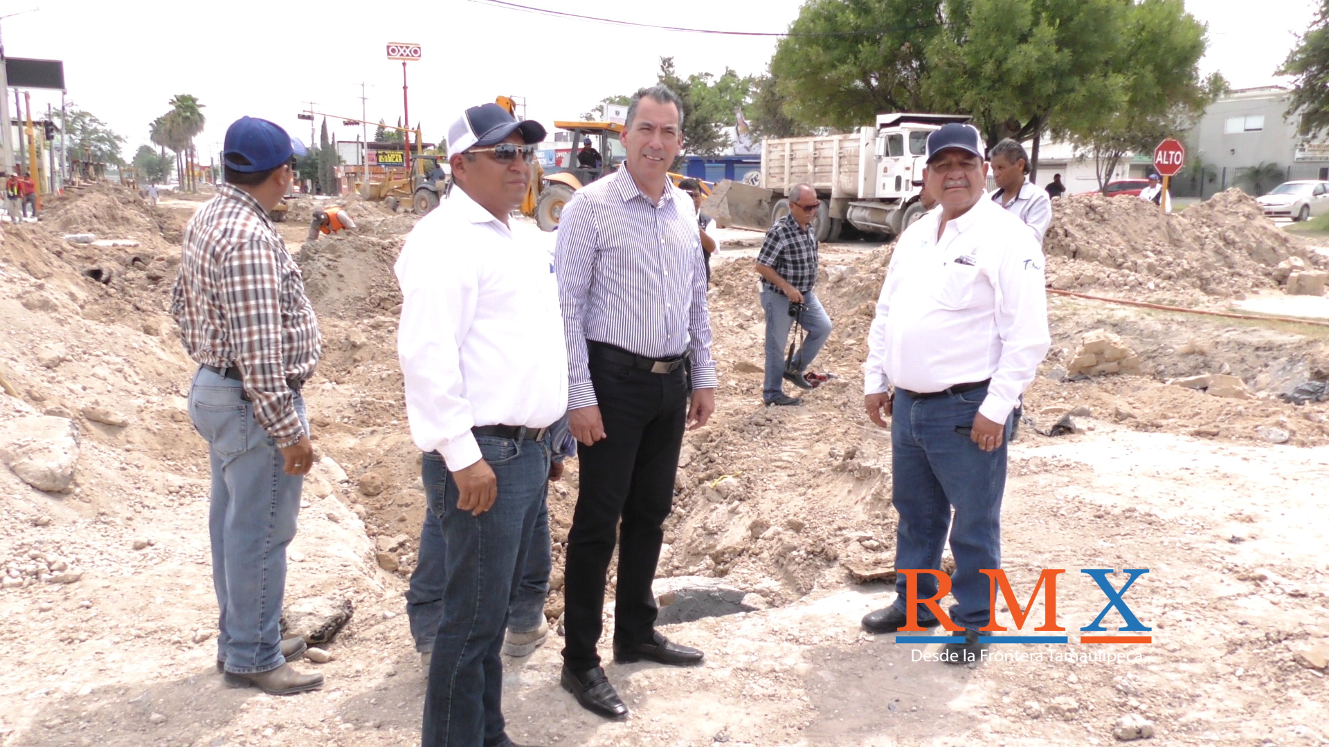 SUPERVISA ALCALDE DE REYNOSA OBRA DEL COLECTOR EN LA RÍO PURIFICACIÓN, QUEDARÁ LISTA EN 10 DÍAS.