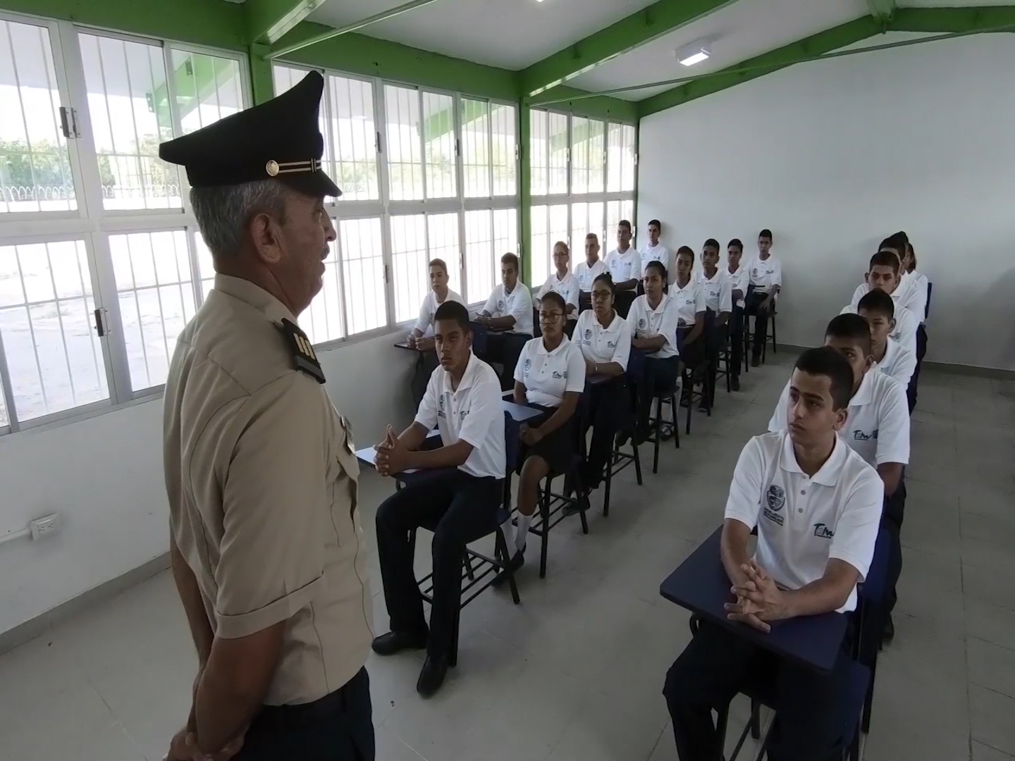 42 ALUMNOS DE REYNOSA INTEGRAN LA PRIMERA GENERACIÓN DE LA PREPARATORIA MILITARIZADA INAUGURADA ÉSTE LUNES.