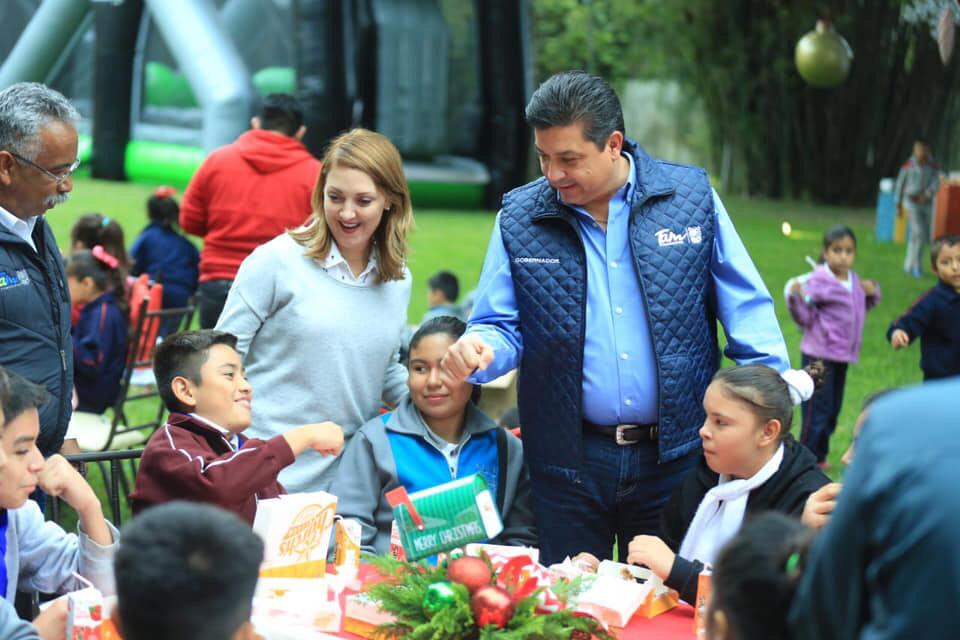 Celebran en casa Tamaulipas posada para estudiantes de Albergues Rurales