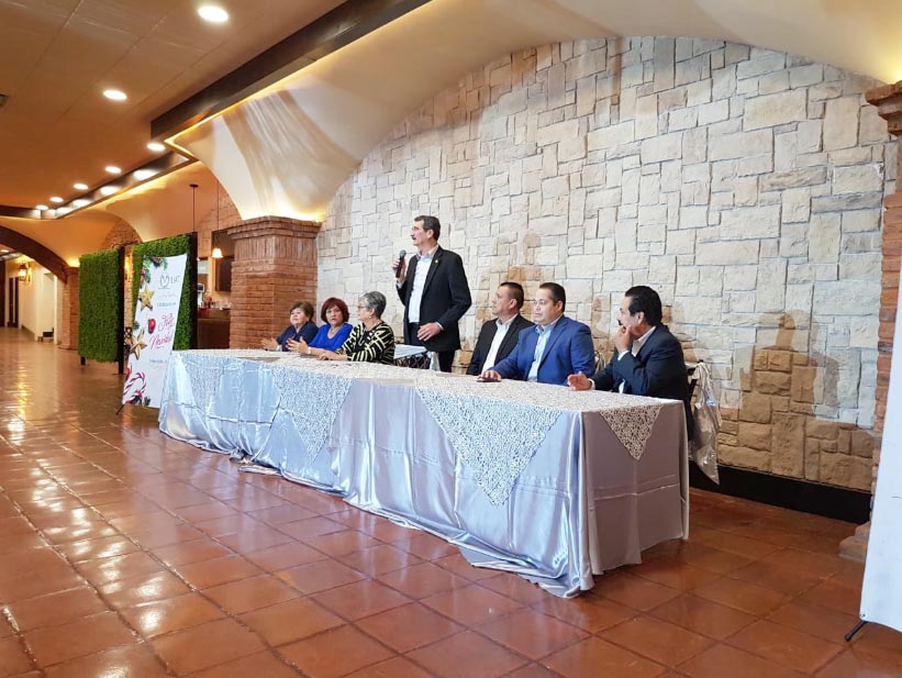 Convive Rector con personal sindicalizado de la UAT en Nuevo Laredo