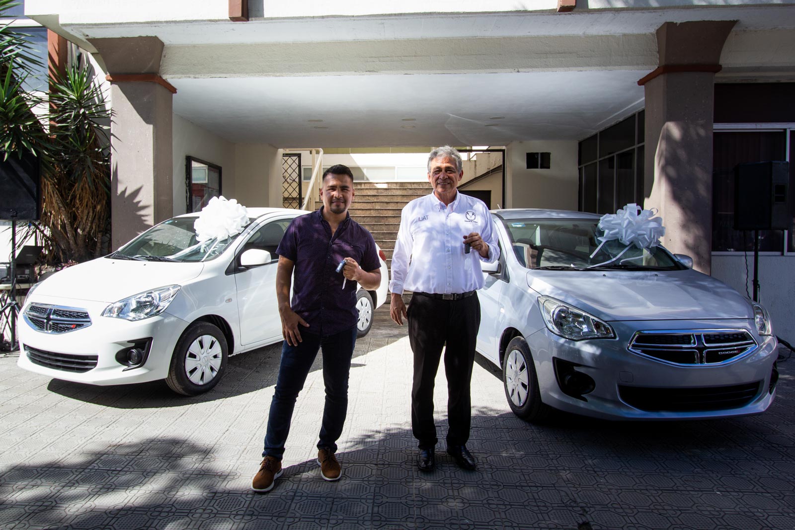 Entrega Rector premios a sindicalizados de la UAT