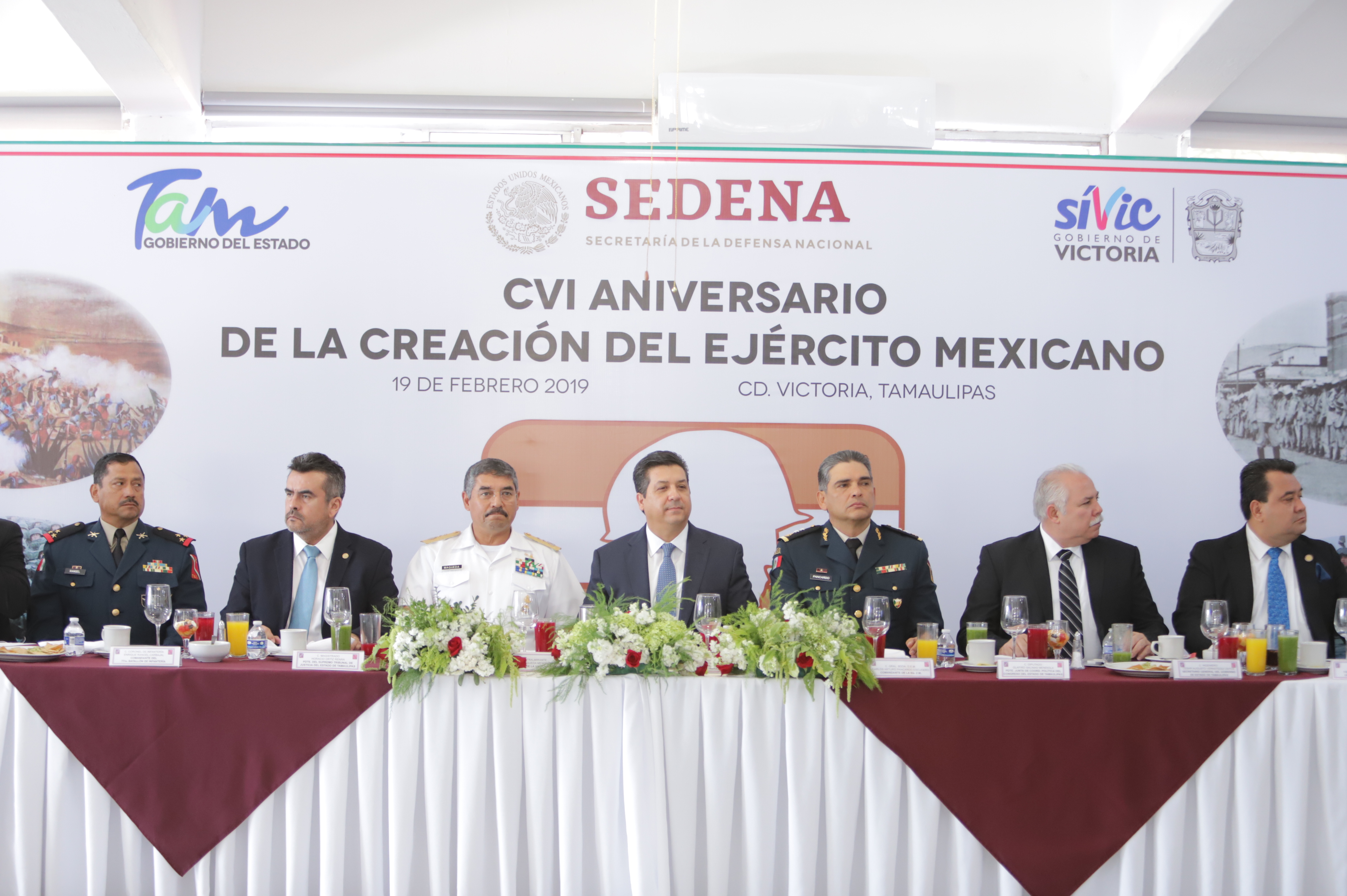 Reconoce Gobernador al Ejército Mexicano en su aniversario.