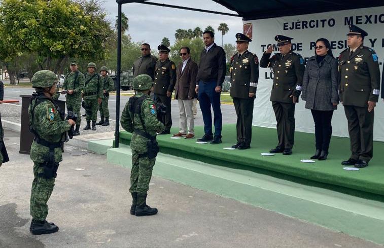 “Presentan nuevo mando en el XIX Regimiento de Caballería Motorizada en Reynosa”