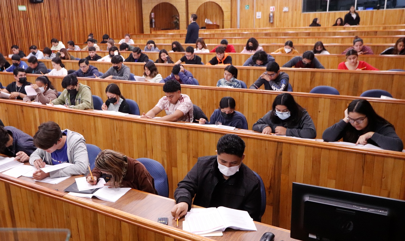 PRESENTAN EN LA UAT, EXAMEN DE ADMISIÓN CENEVAL