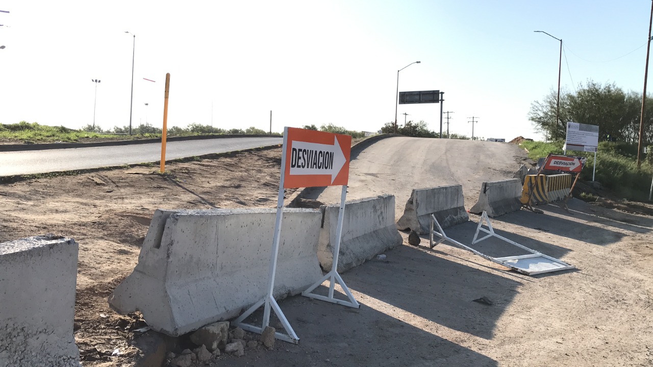 TRÁNSITO Y CAPUFE ADECÚAN CARRIL DE ACCESO AL PUENTE INTERNACIONAL REYNOSA-HIDALGO