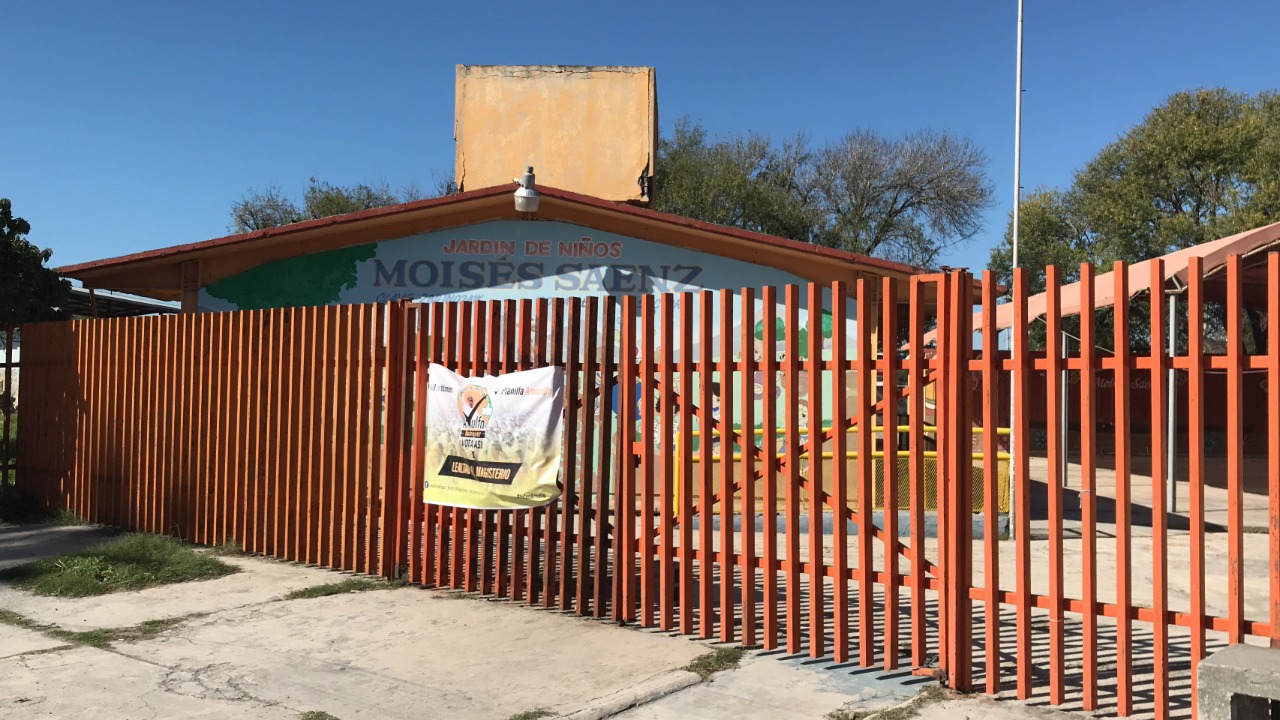 AUTORIDADES INVITAN A CIUDADANOS A ESTAR AL PENDIENTE DE LAS ESCUELAS EN TEMPORADA VACACIONAL