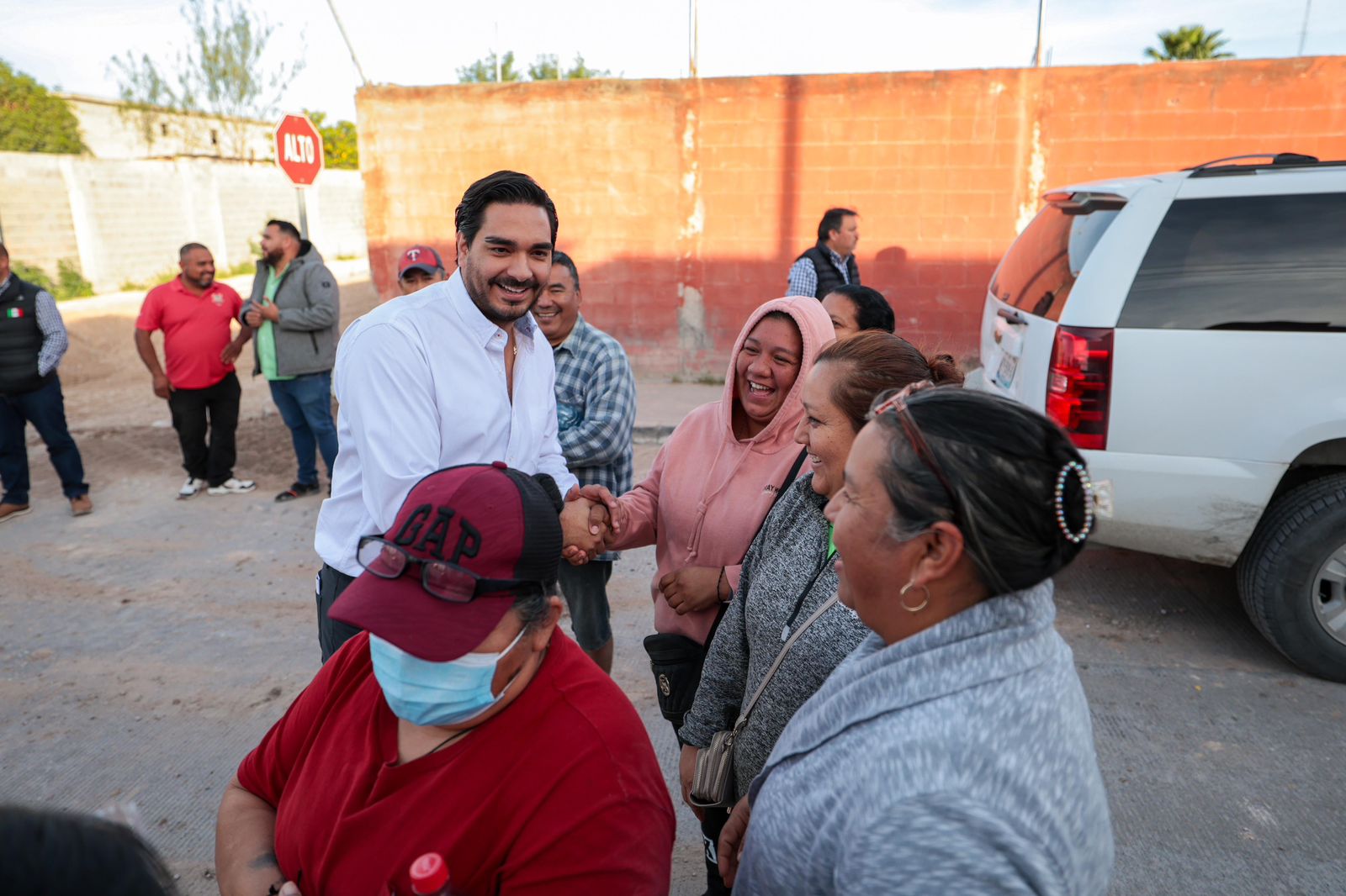 Pavimenta Gobierno de Carlos Peña Ortiz calle de la Colosio con recursos de REPUVE