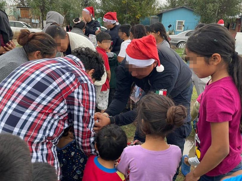 GUARDIA ESTATAL DE GÉNERO ENTREGA JUGUETES A NIÑOS Y NIÑAS DE NUEVO LAREDO