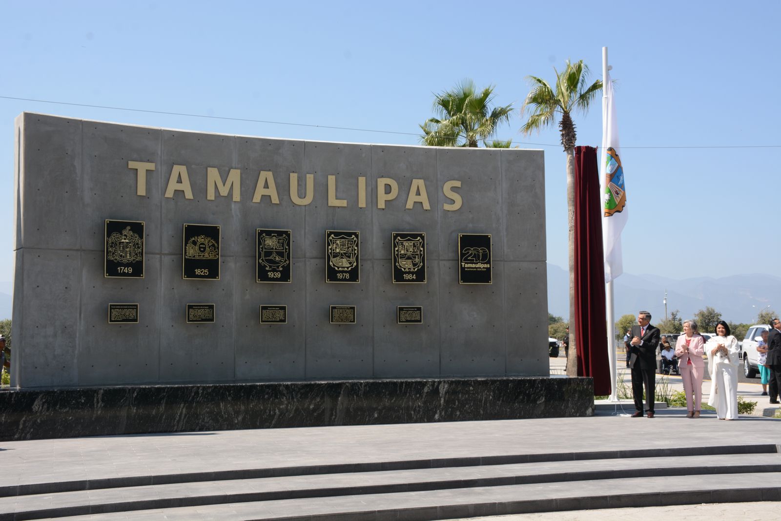 Devela gobernador muro del Bicentenario de Tamaulipas